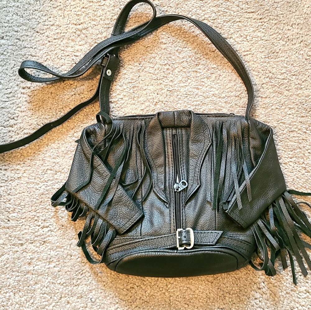 Black shoulder leather purse